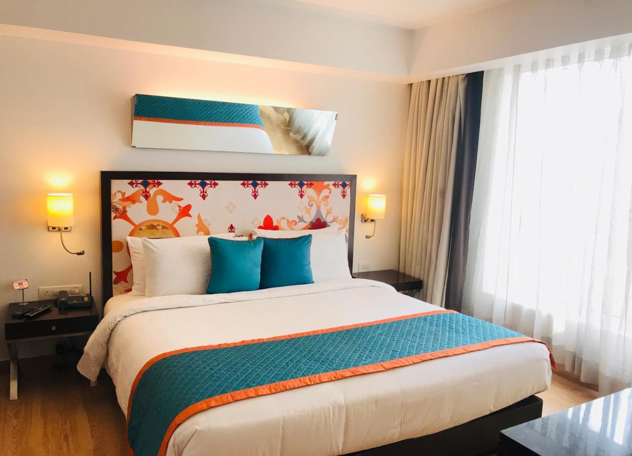 โกลเดน ทิวลิป คุรคาออน เซ็คเตอร์ 29 Hotel คูร์เคาน์ ภายนอก รูปภาพ