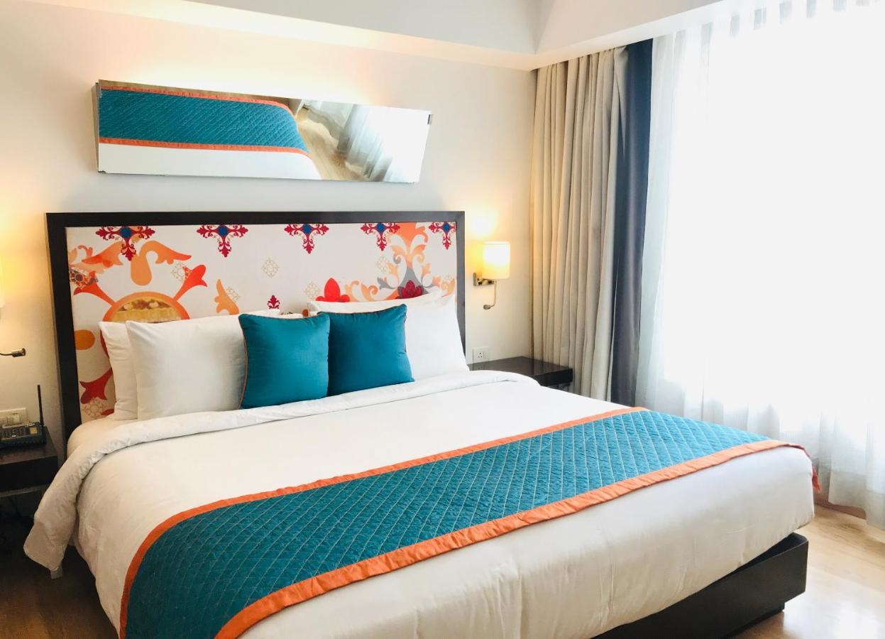 โกลเดน ทิวลิป คุรคาออน เซ็คเตอร์ 29 Hotel คูร์เคาน์ ภายนอก รูปภาพ