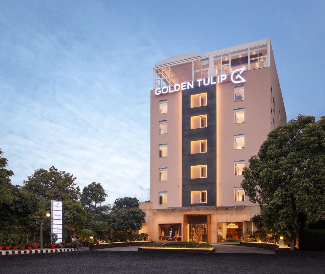 โกลเดน ทิวลิป คุรคาออน เซ็คเตอร์ 29 Hotel คูร์เคาน์ ภายนอก รูปภาพ